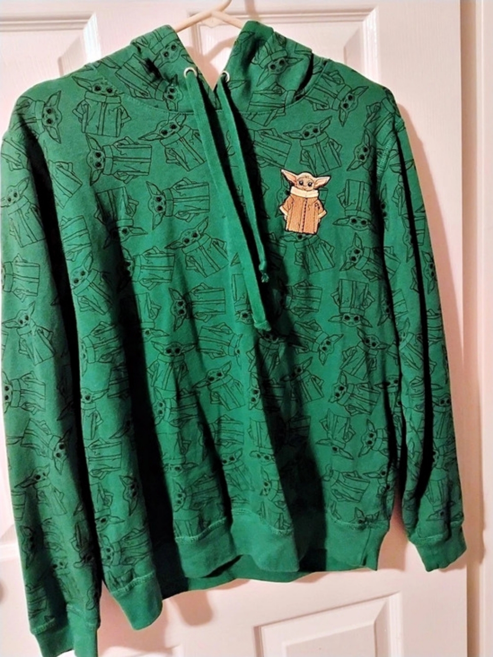 Star Wars Grogu Green Hoodie Size Large Like New